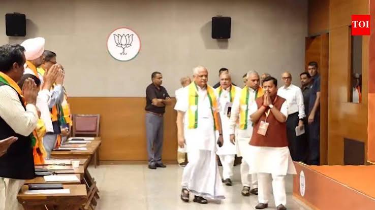Vande Mataram Row Intensifies Political Battle Between BJP and Congress